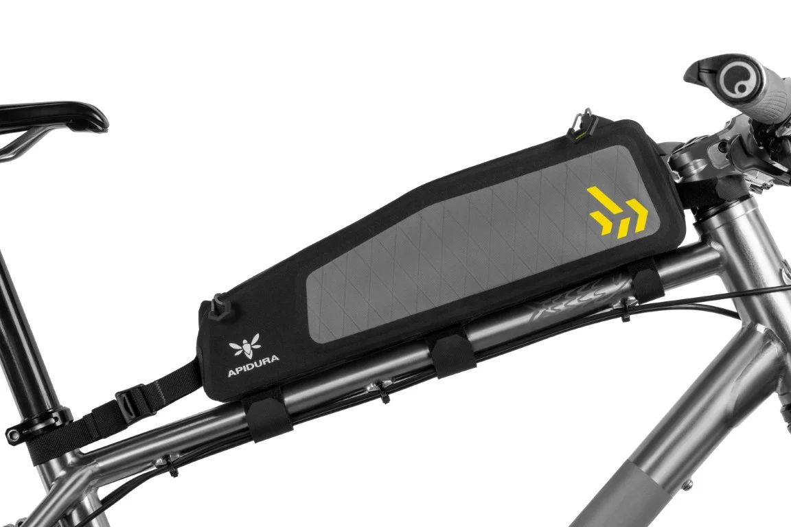 APIDURA BACKCOUNTRY LONG TOP TUBE PACK 1,8L - Image 3