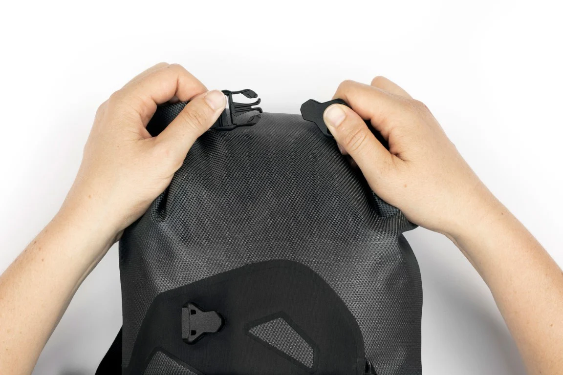 APIDURA EXPEDITION HANDLEBAR 14L - Image 3