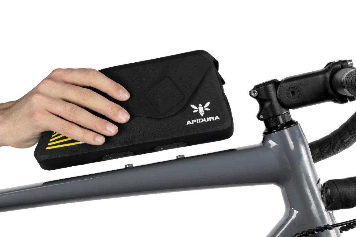 APIDURA RACING BOLT-ON TOP TUBE PACK - Image 4