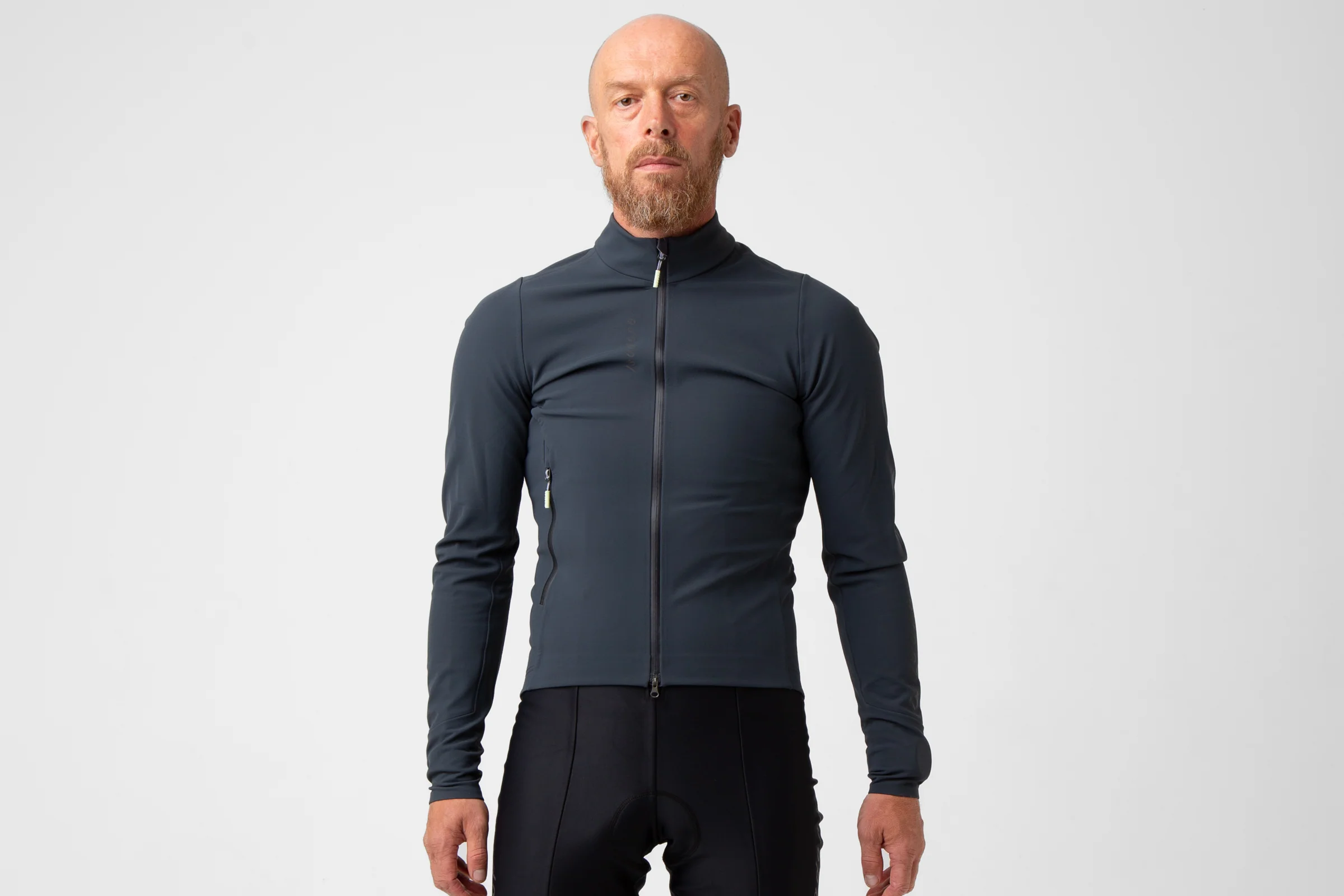 Isadore Signature Deep Winter Softshell Jacket Ebony - Image 3