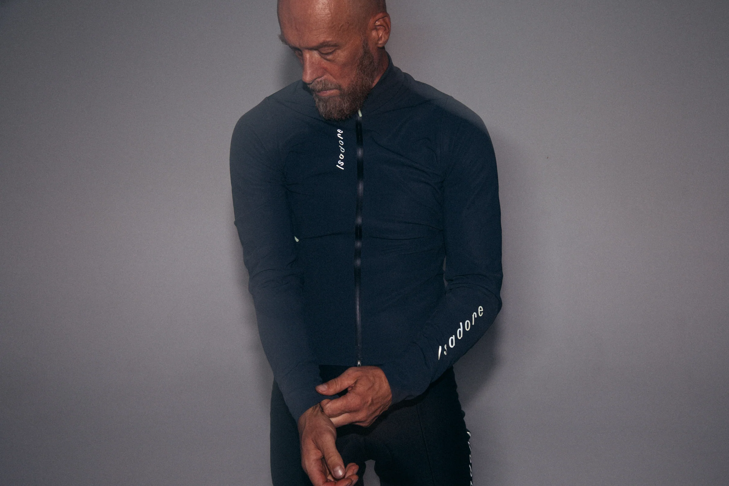 Isadore Signature Deep Winter Softshell Jacket Ebony - Image 4