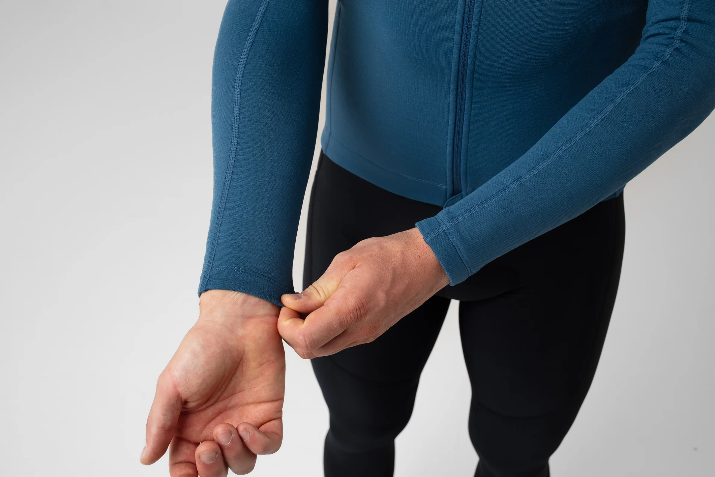 Isadore Signature Merino Tech Long Sleeve Jersey Teal - Image 5