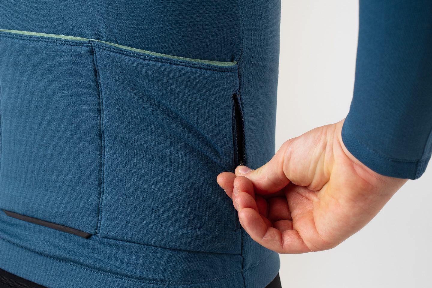 Isadore Signature Merino Tech Long Sleeve Jersey Teal - Image 6
