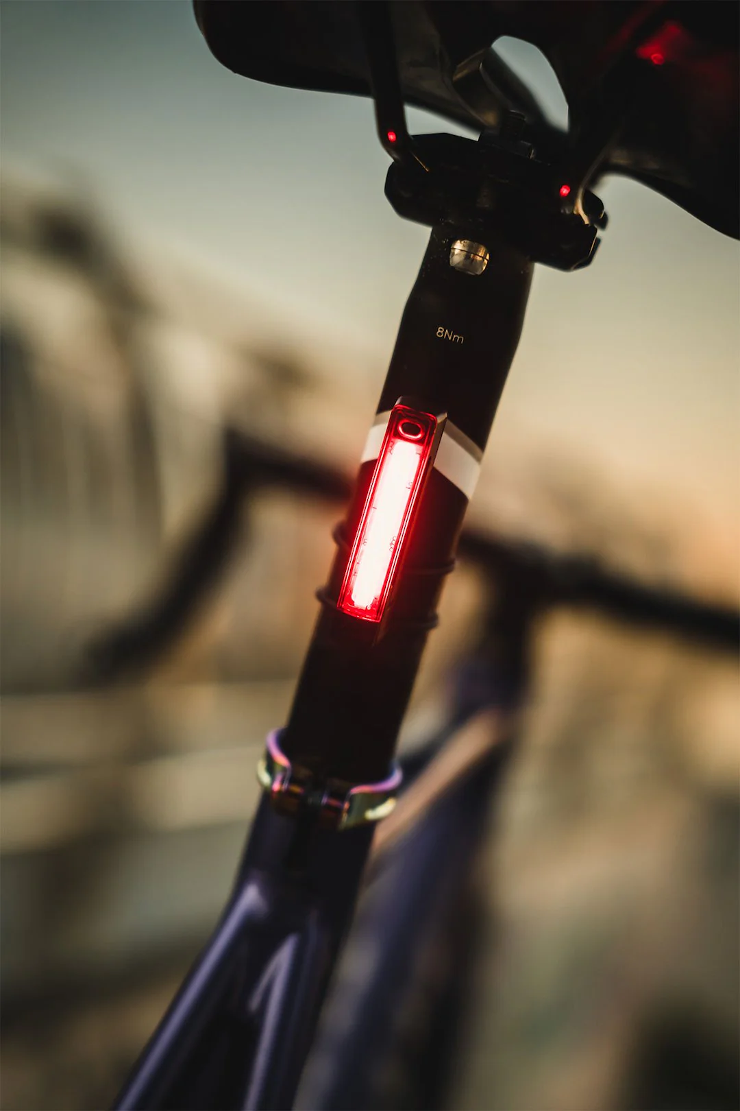 Lampa Knog Plus tył czarny - Image 6